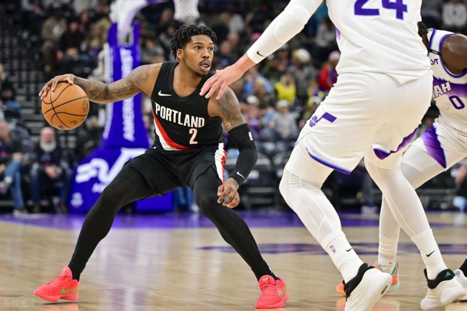 两队还打到, 开拓者外线, src